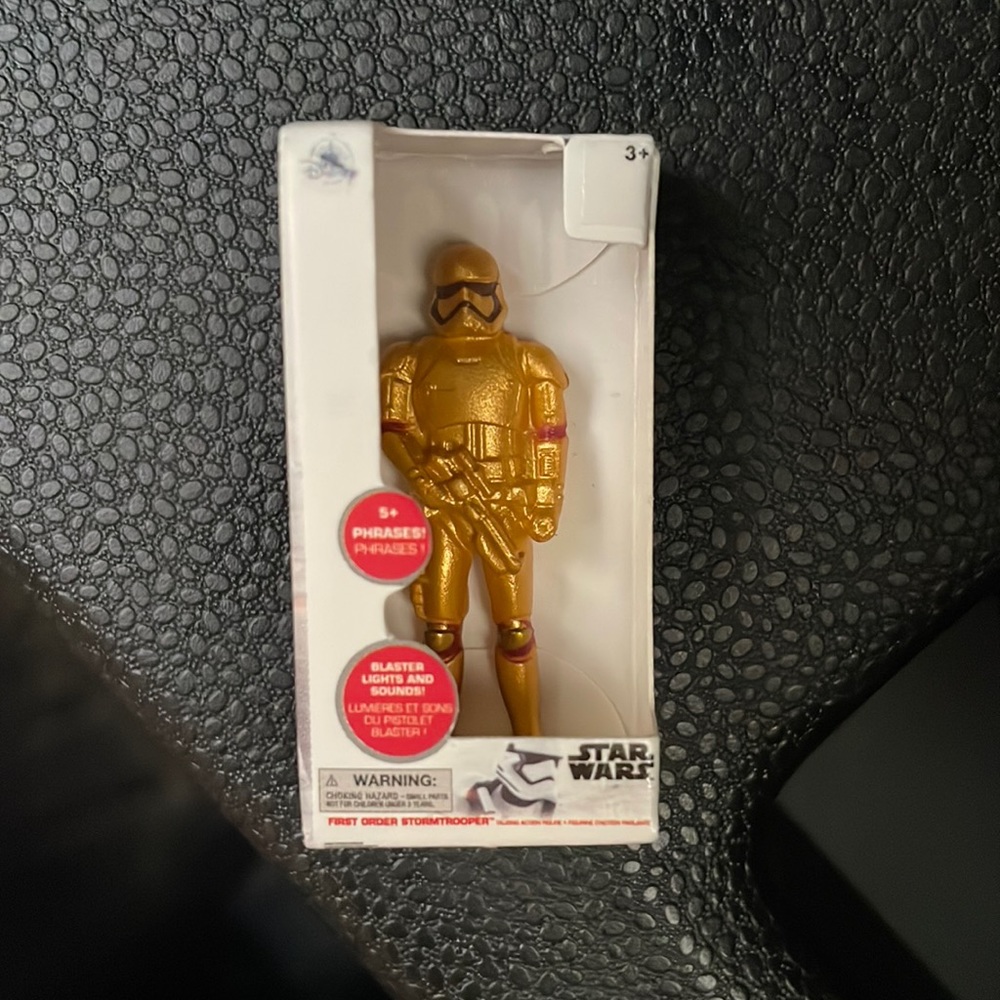 Disney Mini Brands - ULTRA RARE - Golden Storm Trooper